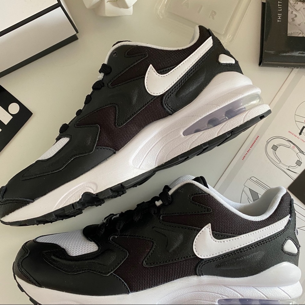 NEW Nike Air Max 2 light Oreo sneakers shoes - Picture 6 of 8